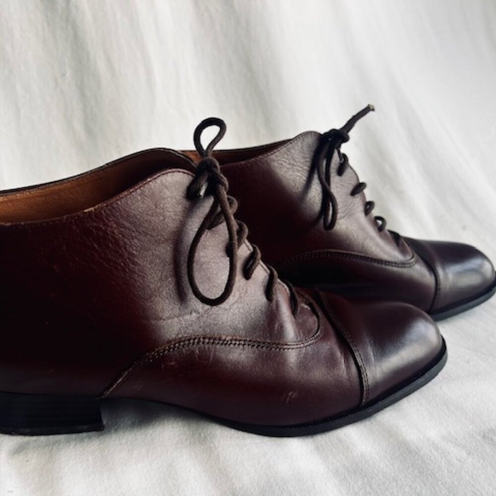 Etienne Aigner Leather Ankle Booties Lace up